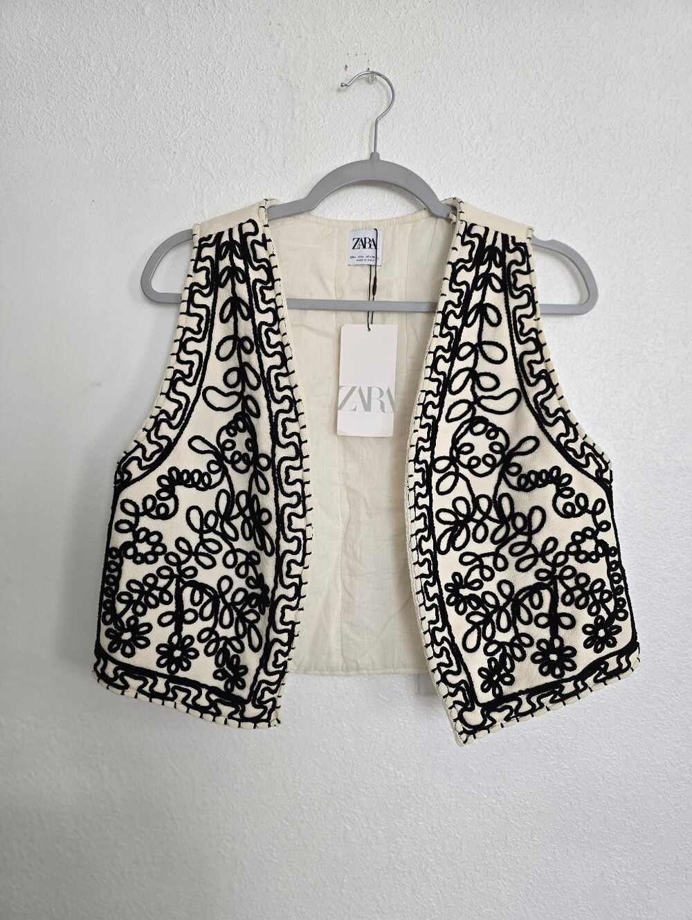 Nwt Zara Embroidered Quilted Vest Size Large